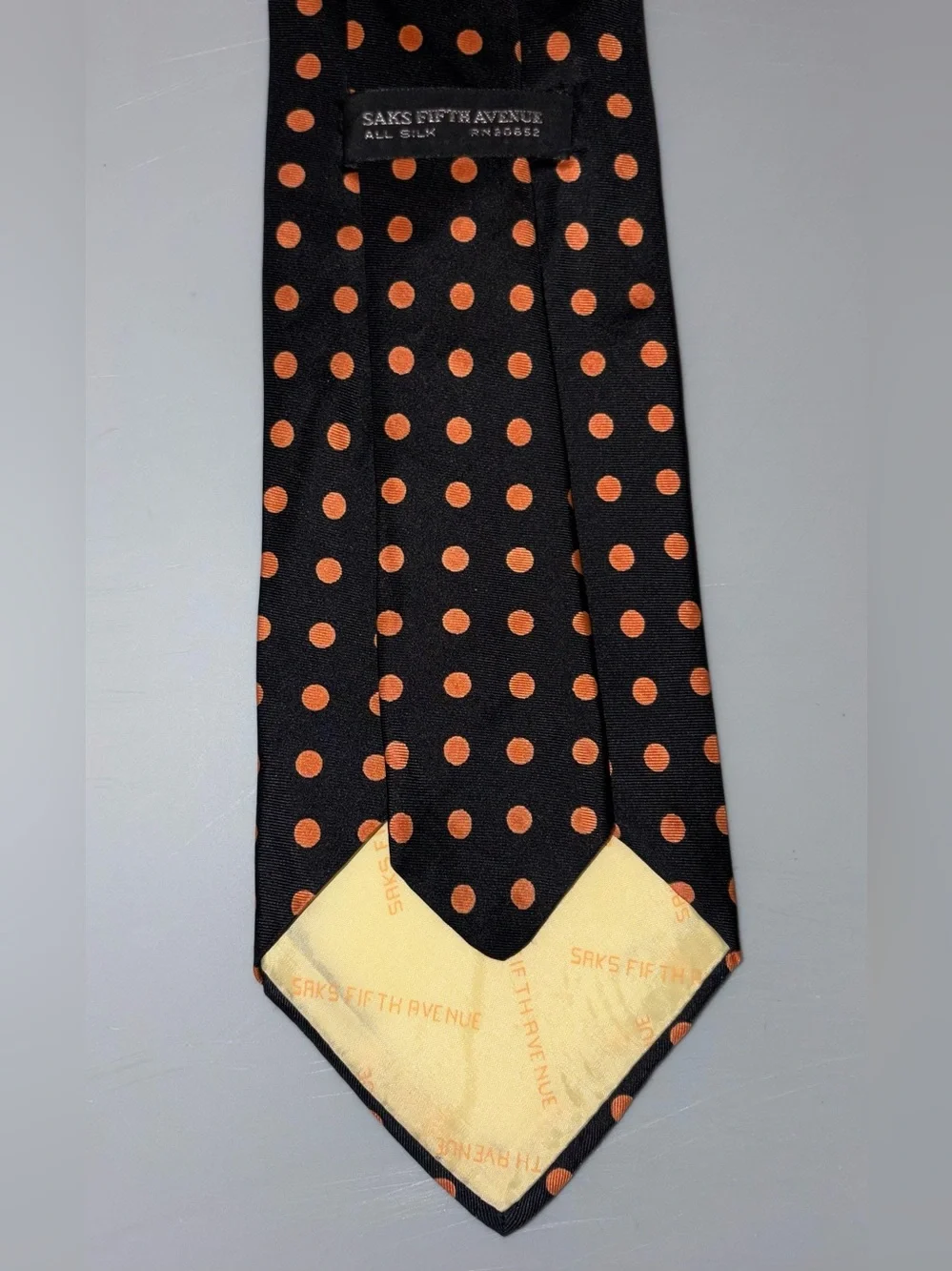 Luxury Saks fifth avenue silk black orange polka dot tie vintage rare find